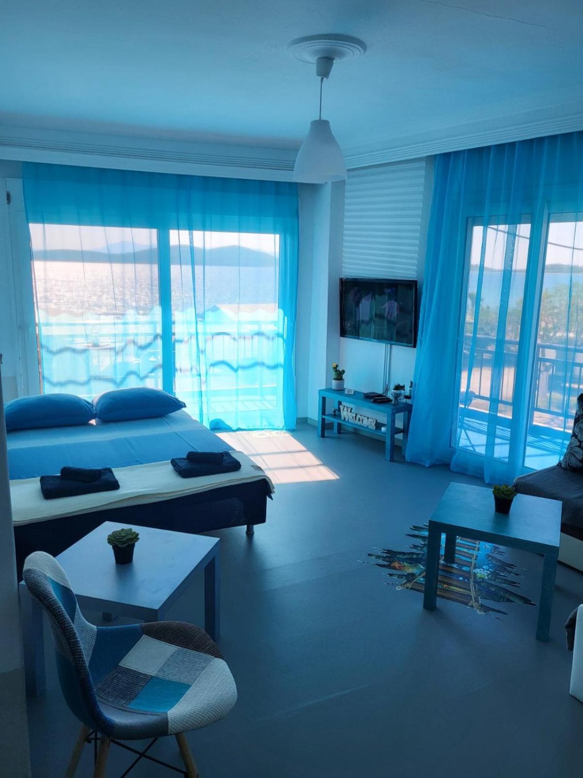 Upper Deck Apt. Διαμέρισμα Néa Péramos Εξωτερικό φωτογραφία