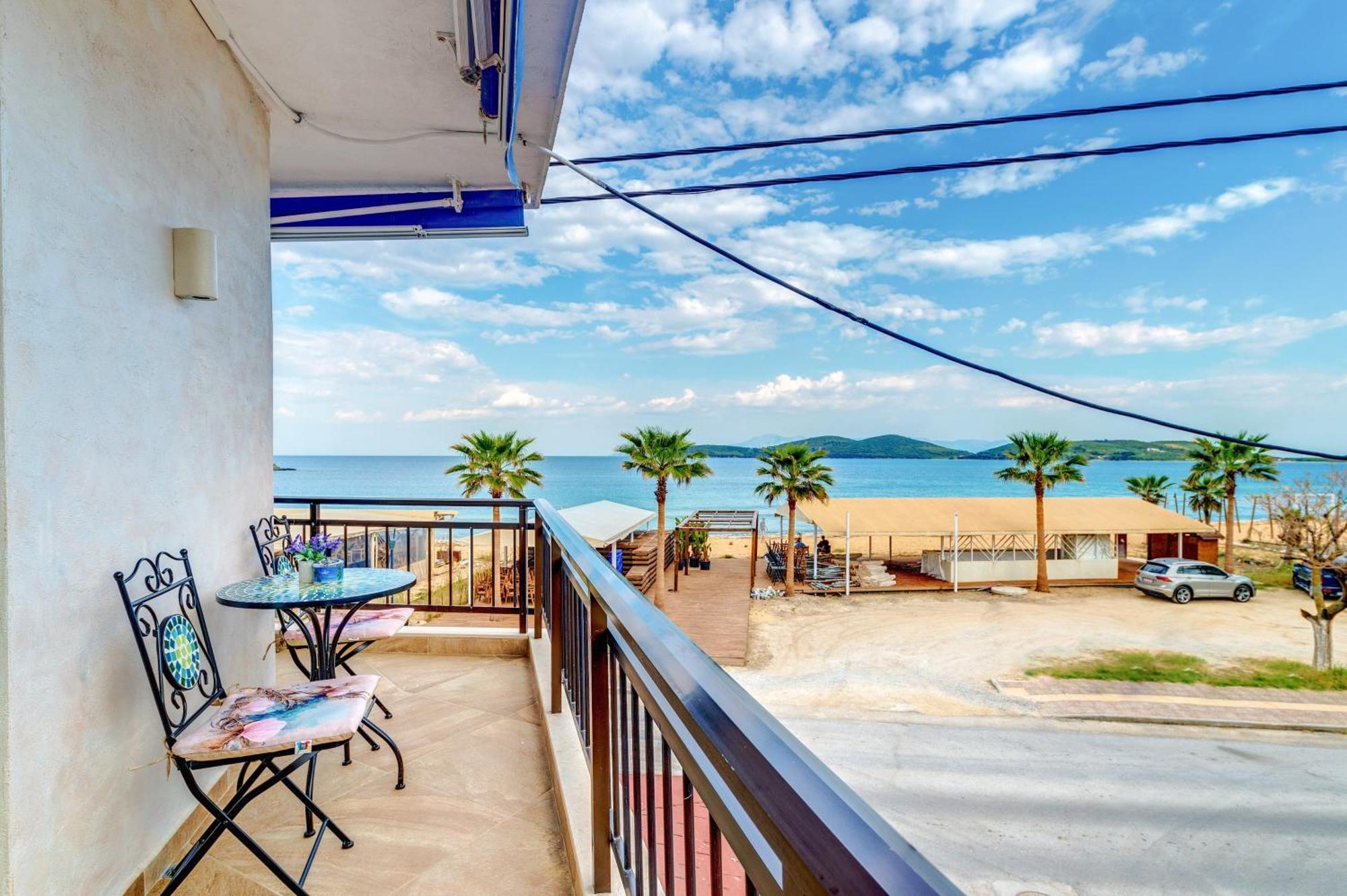 Upper Deck Apt. Διαμέρισμα Néa Péramos Εξωτερικό φωτογραφία